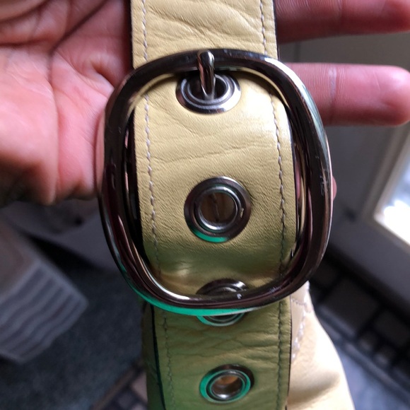 RARE VTG BUTTERCUP YELLOW COACH SHOULDER DUFFEL CONVERTIBLE LEATHER BUCK… - Picture 7 of 16